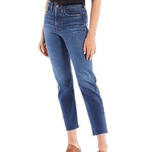 Levi’s Wedgie Straight Jean